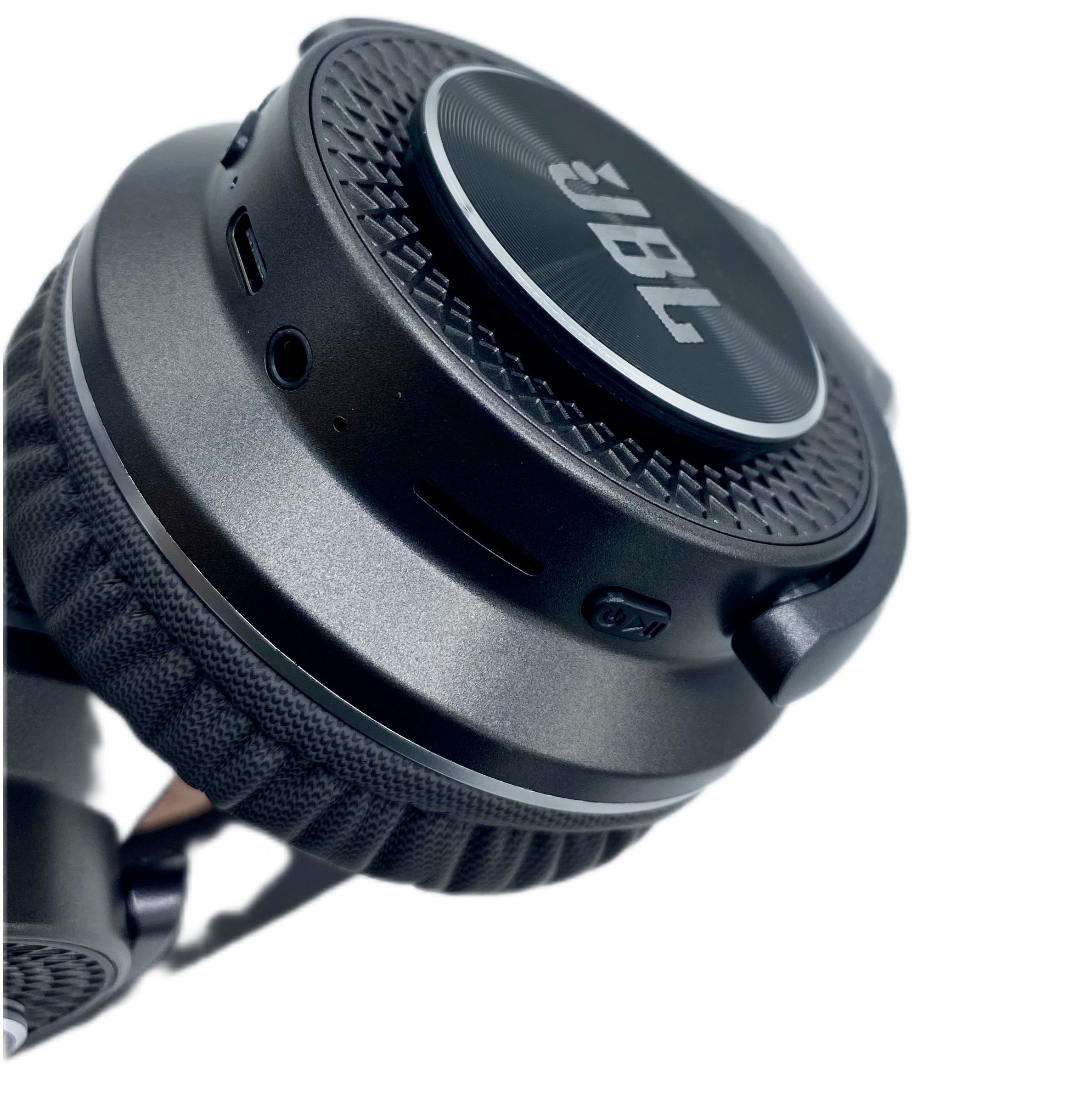 نمای نزدیک از هدفون JBL مدل 7700 با پدهای ابری نرم و طراحی ارگونومیک دور گوشی، مناسب استفاده طولانی‌مدت