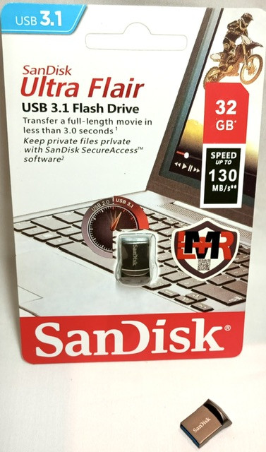 SanDisk Ultra Fit 32GB USB3 Flash Drive با طراحی کوچک و گارانتی ۱۸ ماه